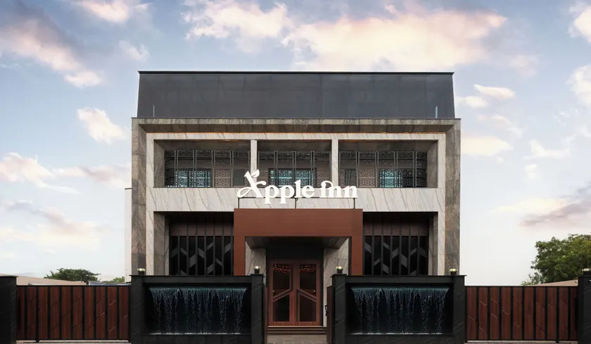 Apple Inn - Image 1