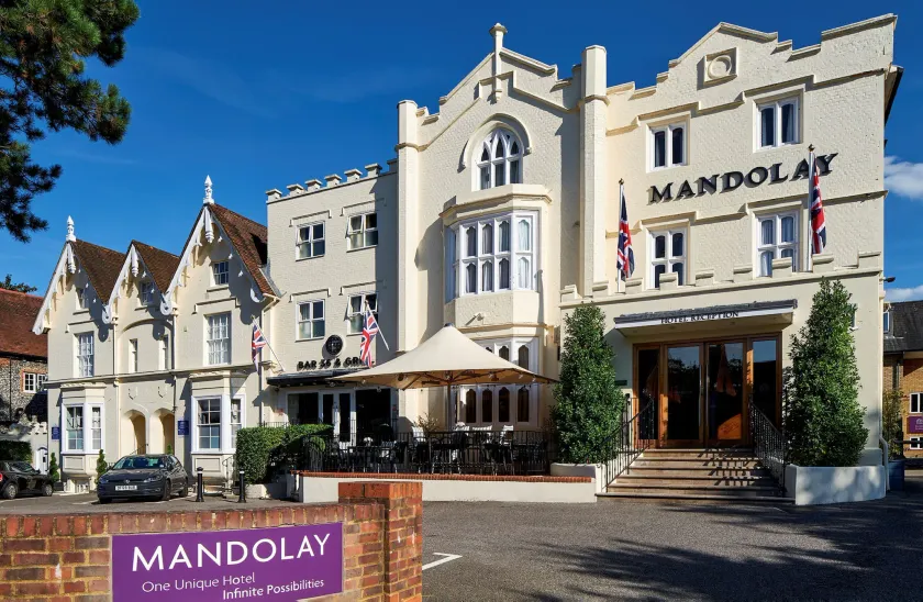 Mandolay Hotel Guildford - Image 1