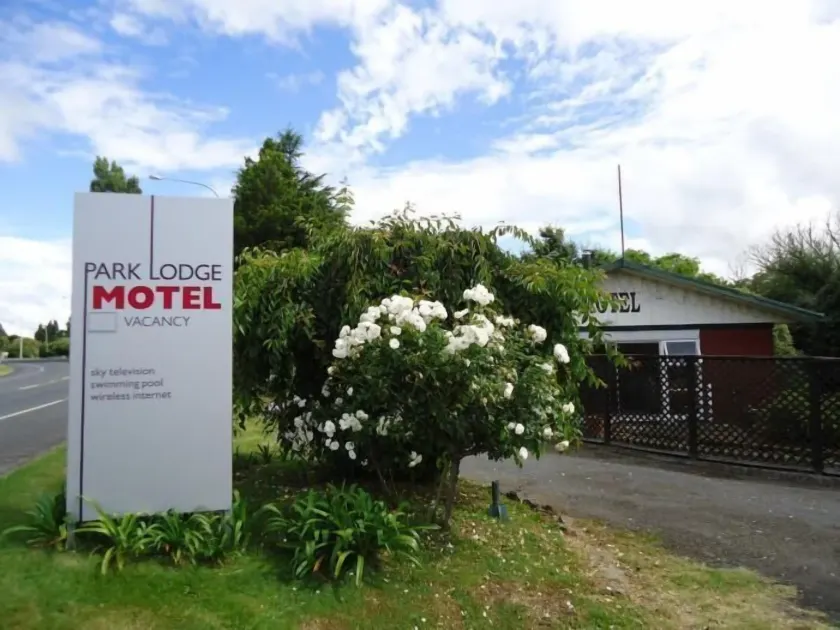 Park Lodge Motel - Image 1