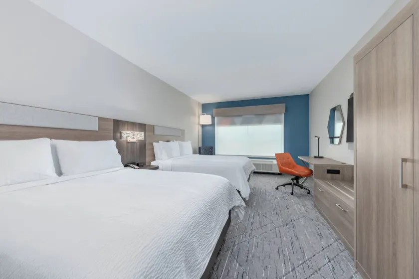 Holiday Inn Express and Suites Beeville by IHG - Image 1
