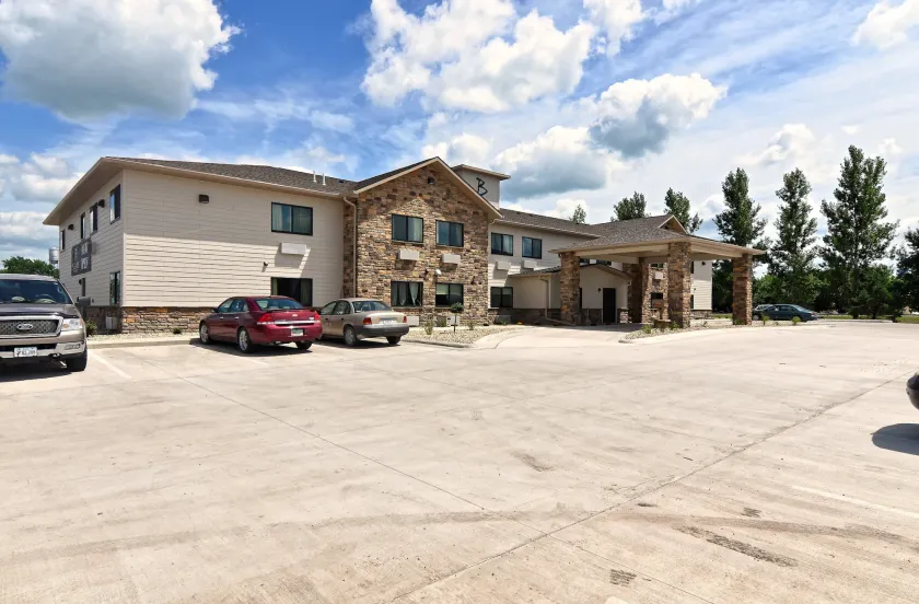 Cobblestone Inn & Suites - Clarion - Image 1
