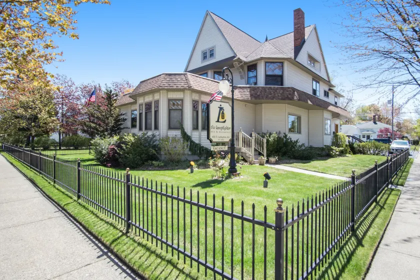 The Lamplighter Bed & Breakfast of Ludington - Image 1