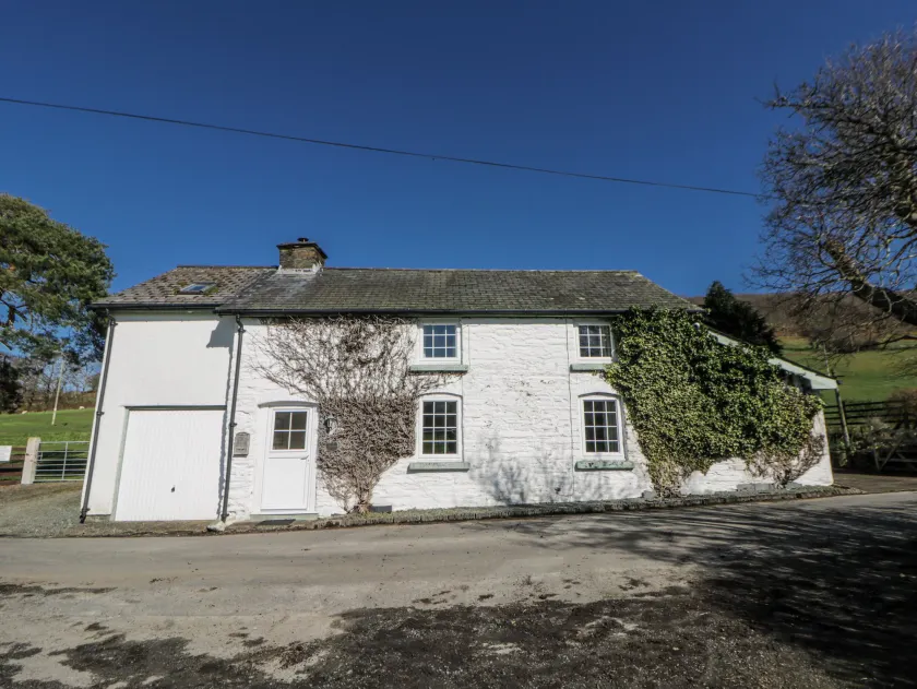 Penlone Cottage - Image 1