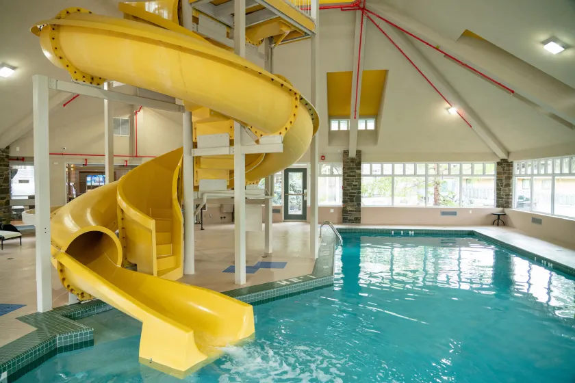 Pocaterra Inn & Waterslide - Image 1