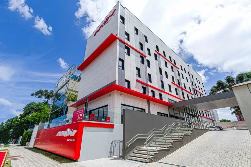 Hotel Moov Curitiba - Image 1