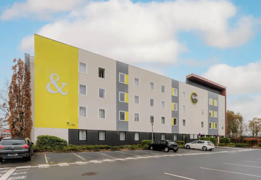 B&B HOTEL Arras - Image 1
