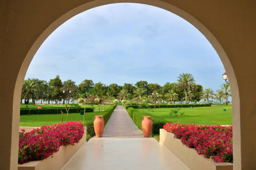 Dhafra Beach Hotel - Image 1