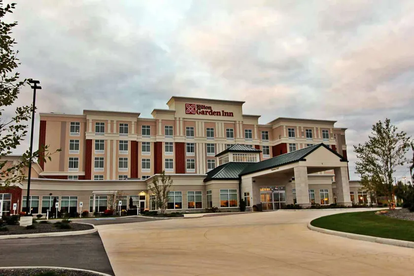 Hilton Garden Inn Findlay - Image 1