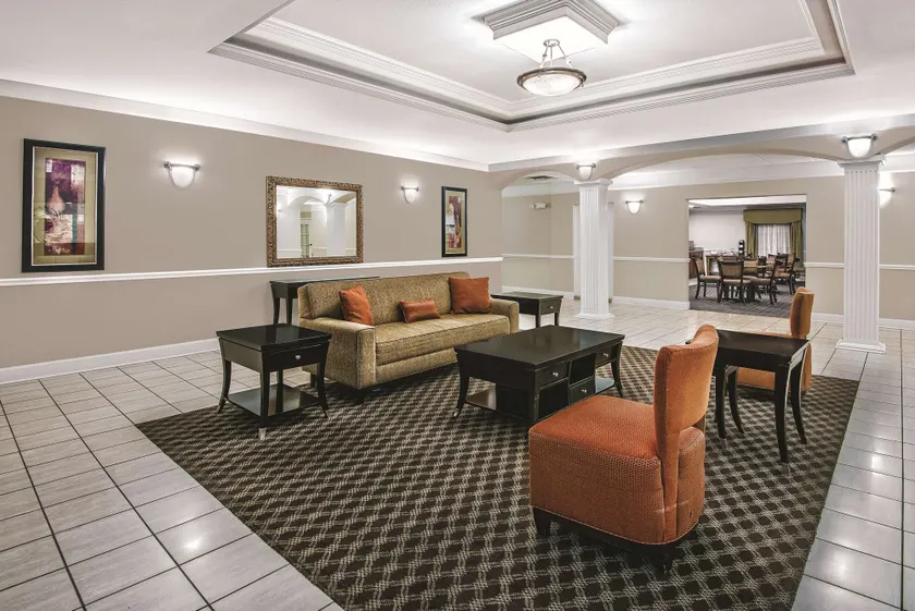 La Quinta by Wyndham Stephenville - Image 1