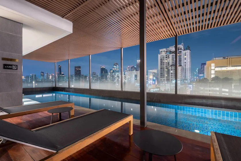 Wyndham Garden Bangkok Sukhumvit 42 - Image 1