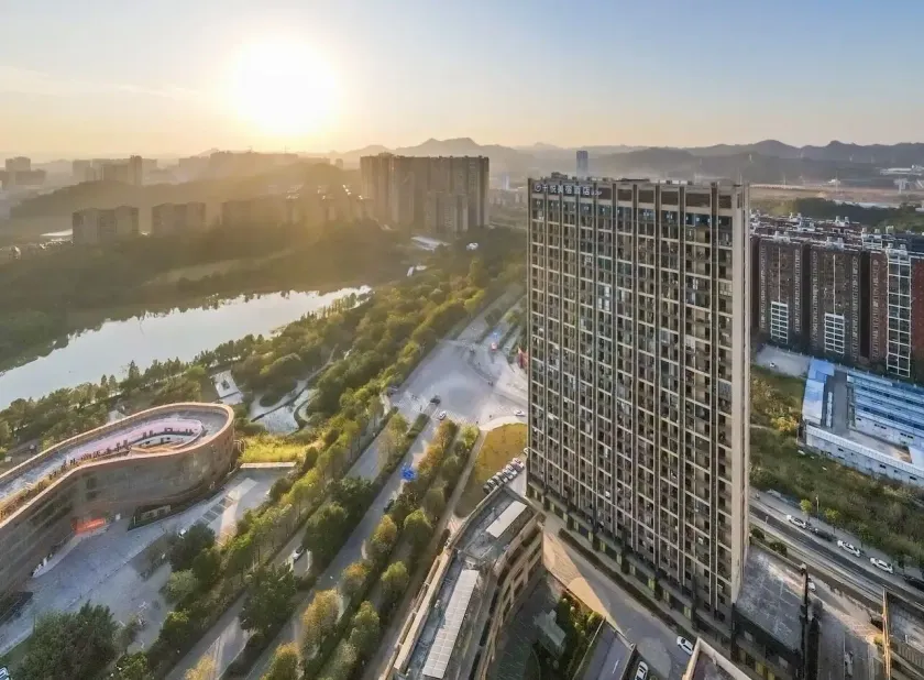 QianYue Hotel - Image 1