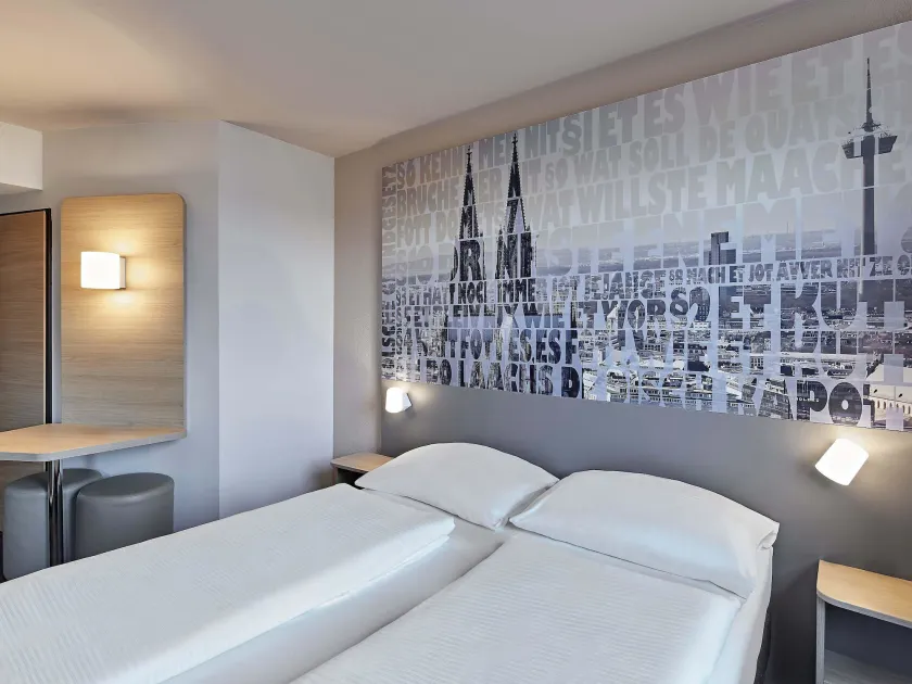 B&B Hotel Köln-West - Image 1