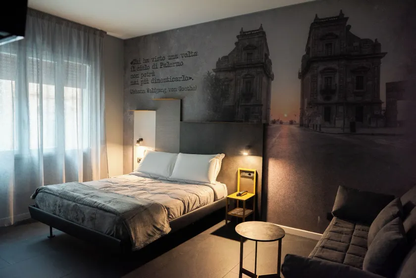 Alma Hotel - Image 1
