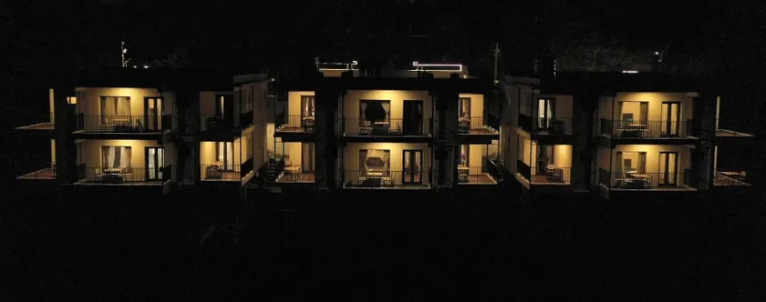 Dolphin Nose Retreat - Image 1