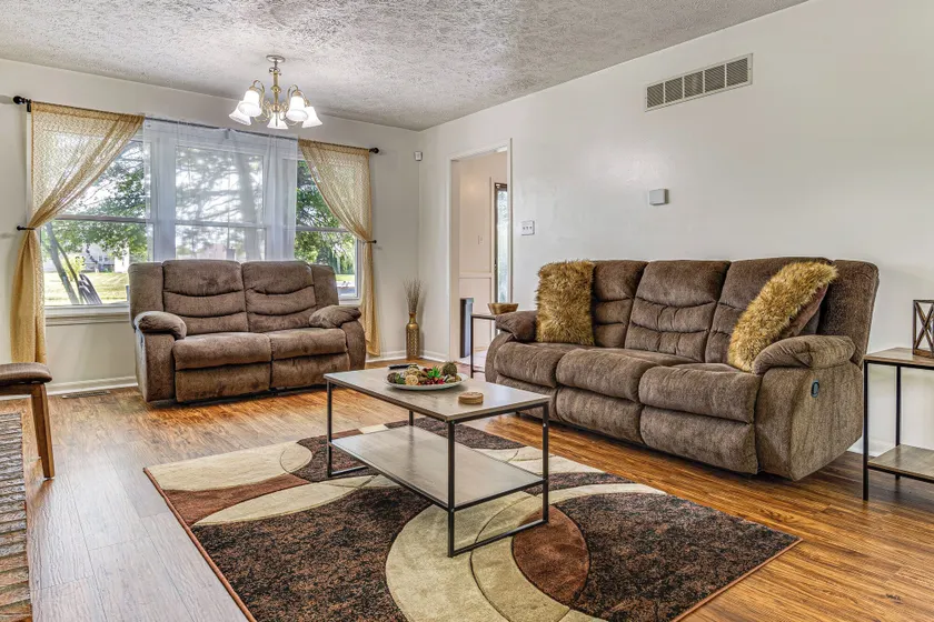 Indianapolis Home w Fire Pit & On site Fishing - Image 1