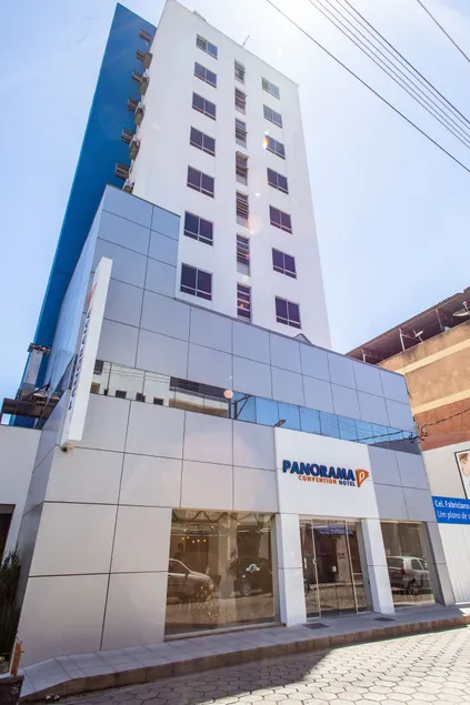Panorama Convention Hotel - Image 1