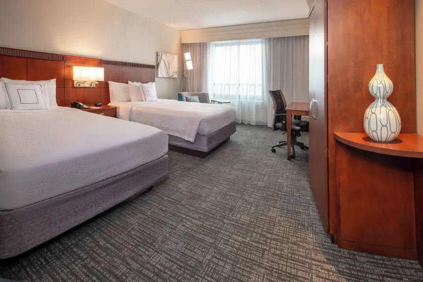 Courtyard by Marriott Dunn Loring Fairfax - Image 1