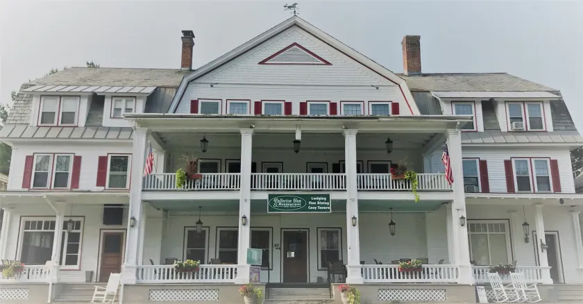 Fullerton Inn - Image 1