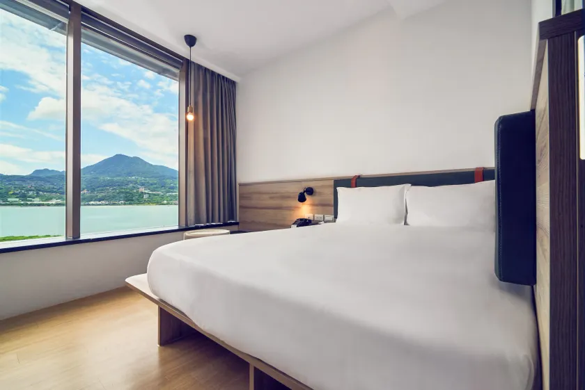 CHECK Inn Express New Taipei Tamsui - Image 1