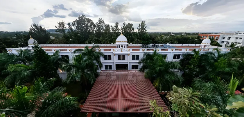 Jal Mahal Resort and Spa - Image 1
