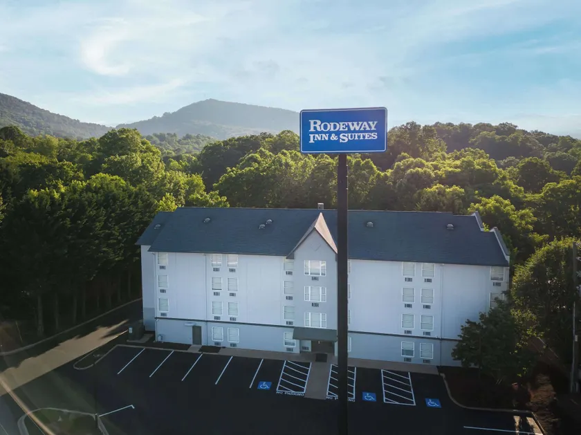 Rodeway Inn & Suites near Outlet Mall - Asheville - Image 1