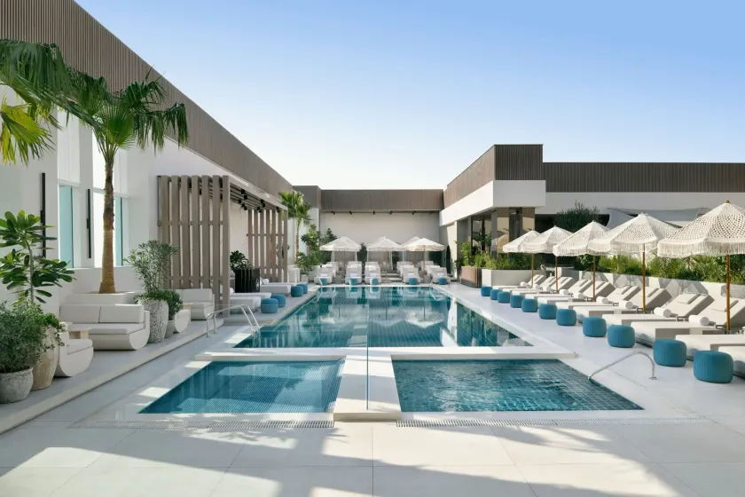 Sheraton Grand Hotel, Dubai - Image 1