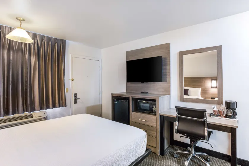 Knights Inn Yuma - Image 1