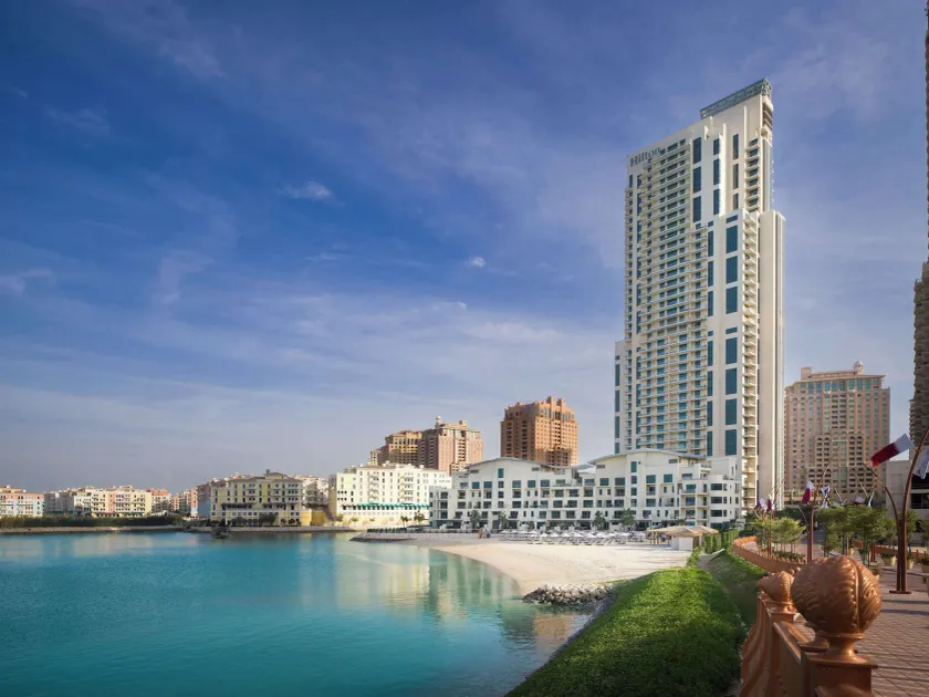 Hilton Doha The Pearl - Image 1
