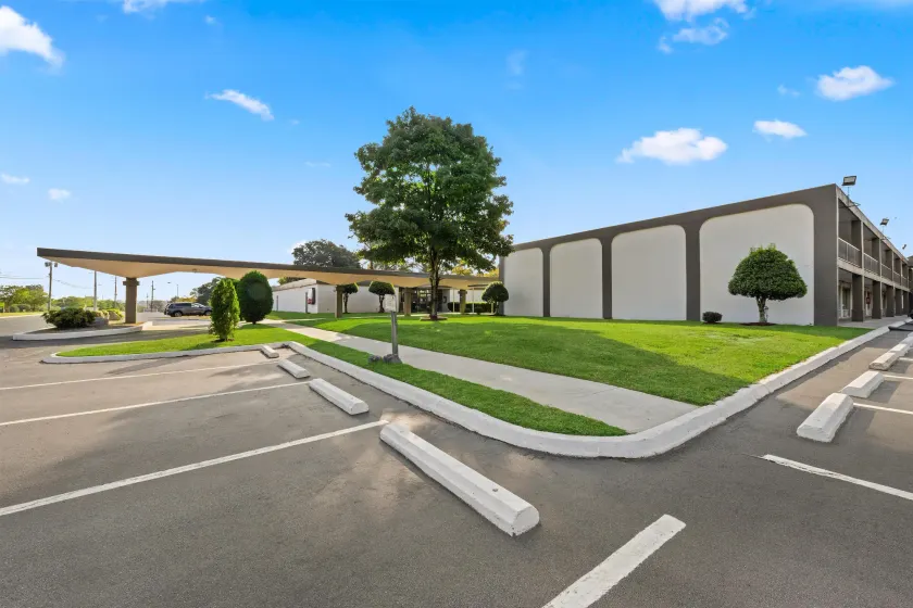 Americas Best Value Inn - Wilson - Image 1