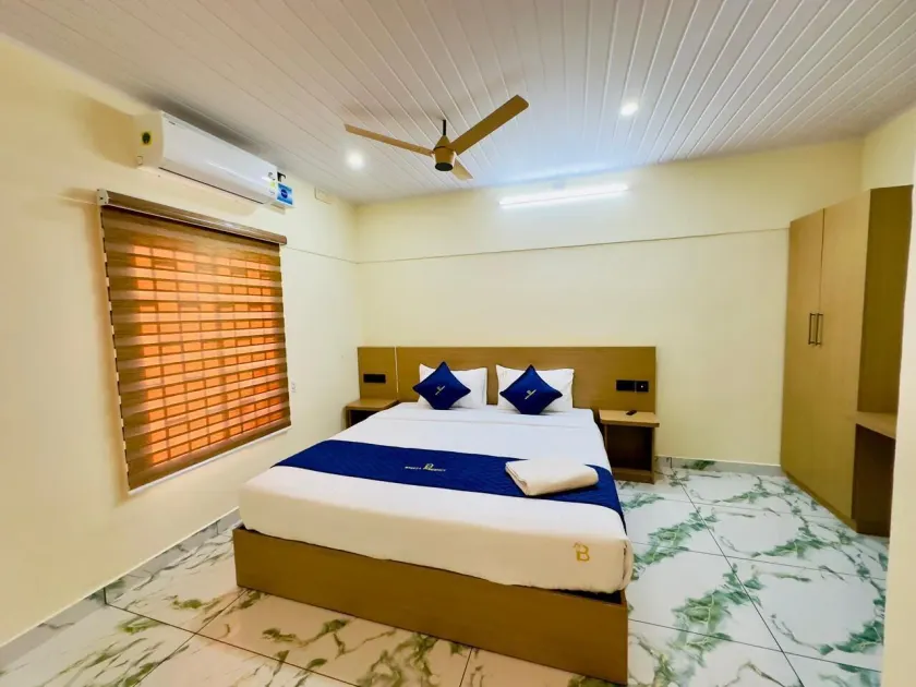 Breeza Residency - Chambre