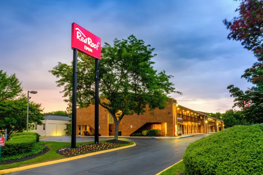 Red Roof Inn Edgewood - Image 1
