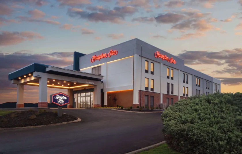 Hampton Inn Athens - Image 1