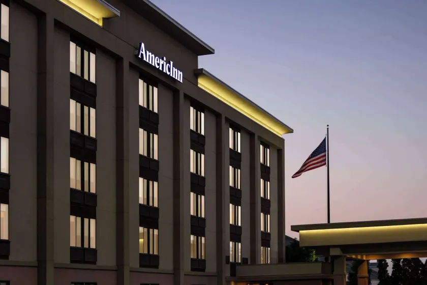AmericInn by Wyndham Madison West - Image 1