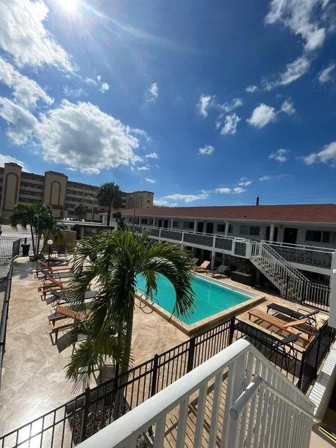 Holiday Isles Resort - Image 1