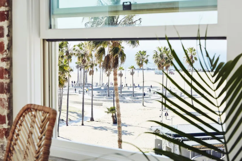 Venice V Hotel - Image 1