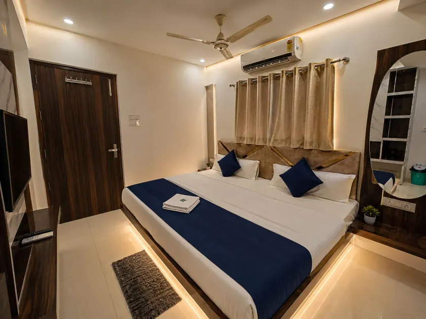 Hotel Aagman Palace - Near Mahakal Temple - Image 1