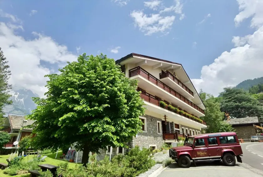 Hotel Croux - Image 1