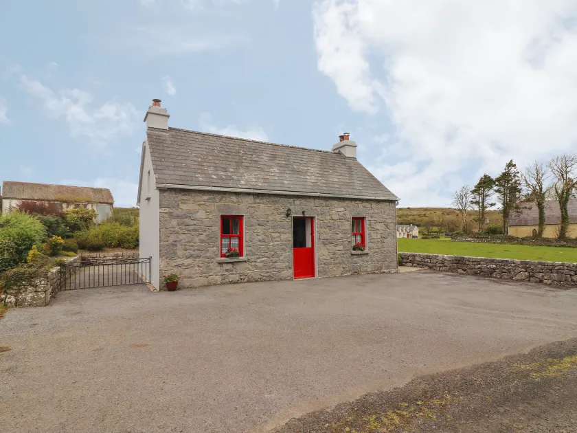 Limestone Cottage - Image 1