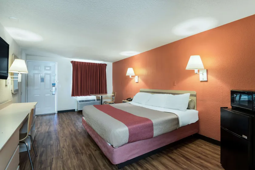 Motel 6 Newport News, VA - Image 1