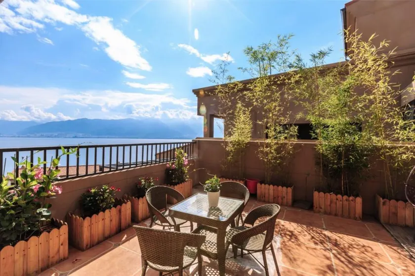 Dali SiWu Seaview Villa - Image 1