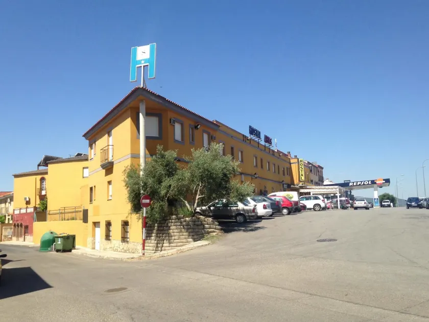Hostal Arias - Image 1