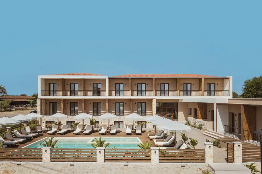 Verano Afytos Hotel - Image 1