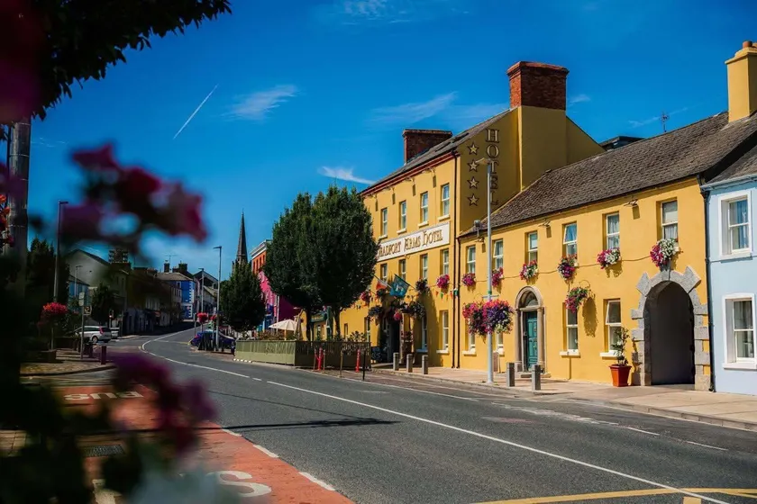 Headfort Arms Hotel - Image 1