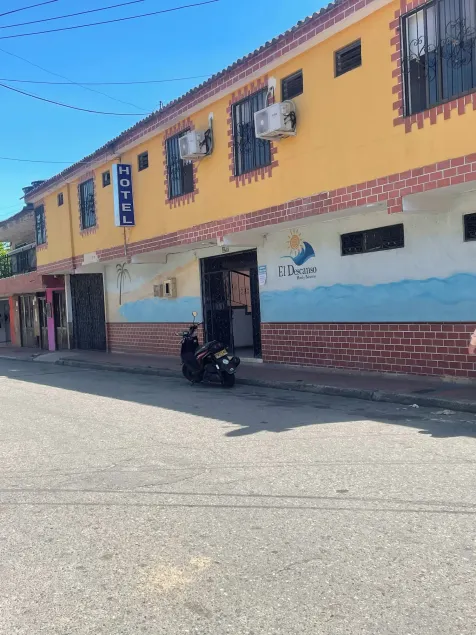 Hotel Descanso Inn Villavicencio - Image 1