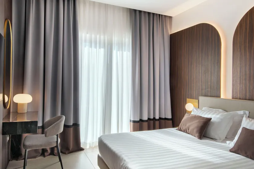 Hotel Europa - Image 1