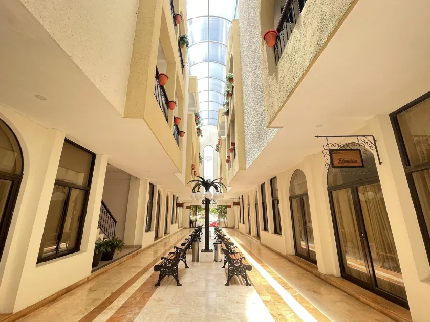 Hotel Del Paseo - Image 1