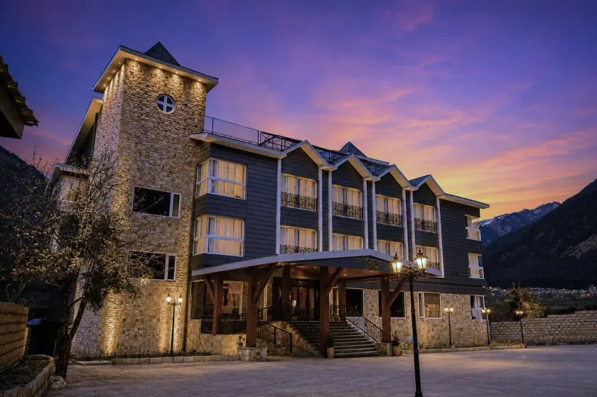 Kaizen X Voyage Resort And Spa - Image 1