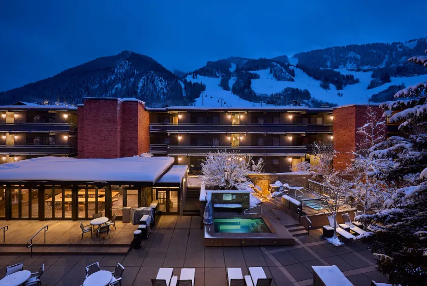 Aspen Square Condominium Hotel - Image 1
