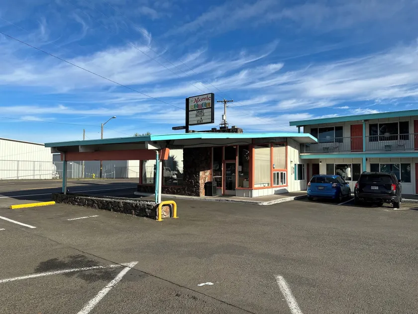 Atomic Motel - Image 1