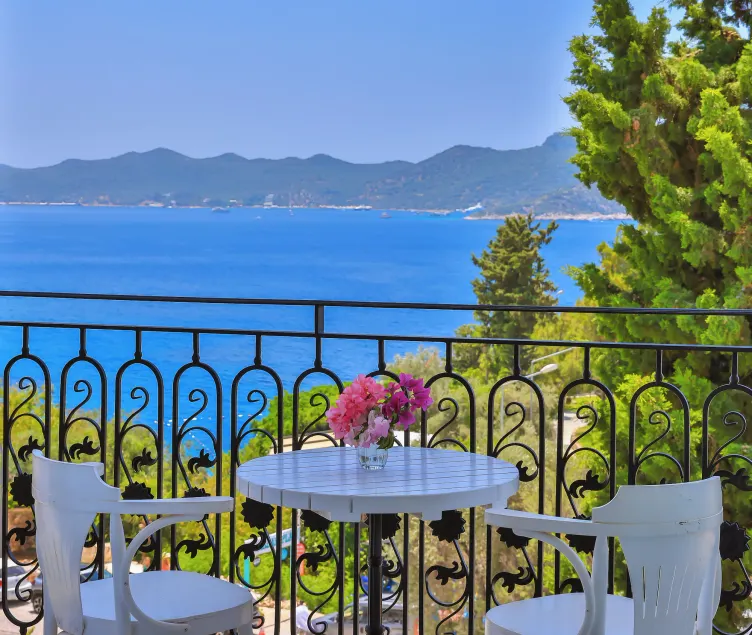 Livia Hotel - Image 1